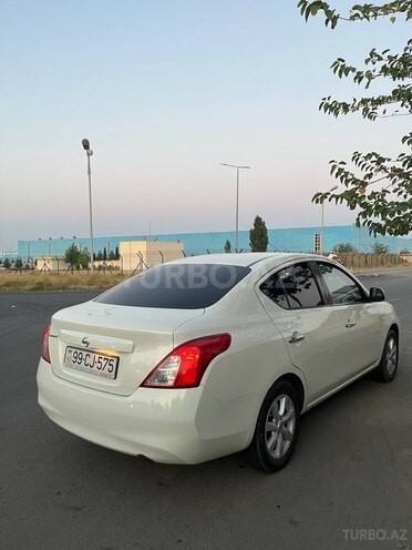 Nissan Sunny 2012, 225,000 km - 1.5 л - Gəncə