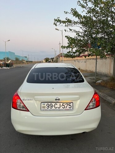 Nissan Sunny 2012, 225,000 km - 1.5 л - Gəncə