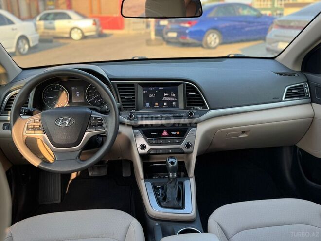 Hyundai Elantra 2017, 81,000 km - 2.0 л - Bakı