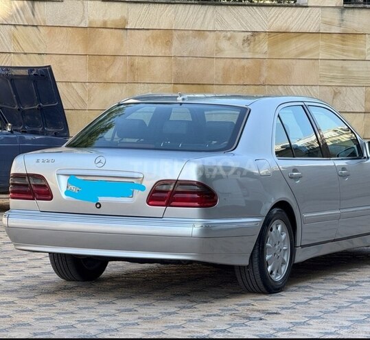 Mercedes E 220 2000, 478,000 km - 2.2 l - Bakı