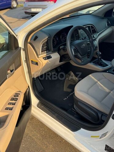 Hyundai Elantra 2017, 81,000 km - 2.0 л - Bakı