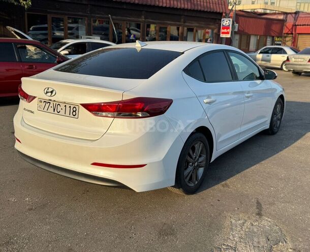 Hyundai Elantra 2017, 81,000 km - 2.0 л - Bakı
