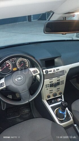 Opel Astra 2008, 209,203 km - 1.4 l - Füzuli