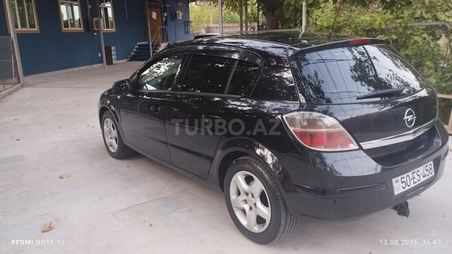 Opel Astra 2008, 209,203 km - 1.4 l - Füzuli