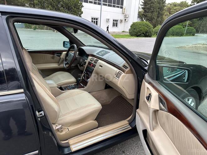 Mercedes E 200 1996, 321,000 km - 2.0 l - Sumqayıt