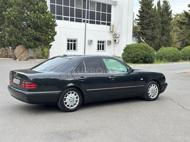 Mercedes E 200 1996, 321,000 km - 2.0 l - Sumqayıt