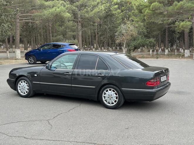 Mercedes E 200 1996, 321,000 km - 2.0 l - Sumqayıt