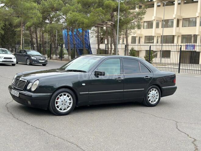 Mercedes E 200 1996, 321,000 km - 2.0 l - Sumqayıt