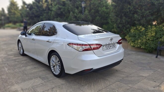 Toyota Camry 2018, 221,000 km - 2.5 l - Bakı