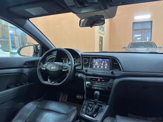 Hyundai Elantra 2018, 180,021 km - 1.6 l - Xırdalan