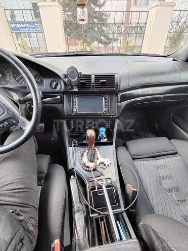 BMW 528 1999, 328,456 km - 2.8 l - Göyçay