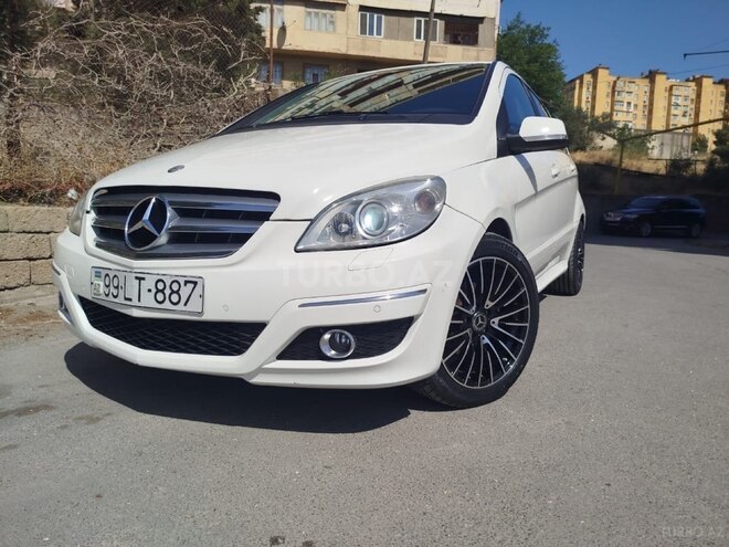 Mercedes B 180 2010, 154,000 km - 1.7 l - Bakı