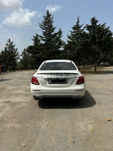 Mercedes E 220 d 2017, 285,000 km - 2.0 l - Bakı