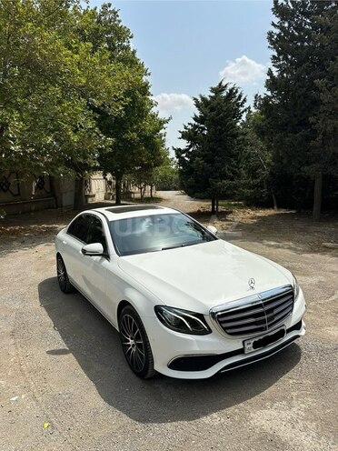 Mercedes E 220 d 2017, 285,000 km - 2.0 l - Bakı