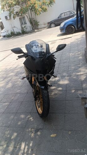 Yamaha R15 V4 2024, 25,000 km - 0.2 l - Bakı