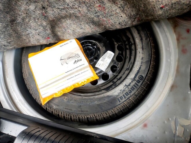 Opel Astra 1998, 228,000 km - 1.6 l - Şəki