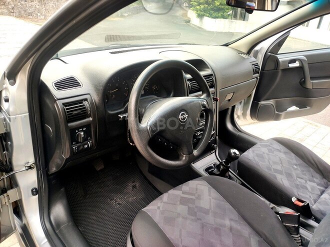 Opel Astra 1998, 228,000 km - 1.6 l - Şəki