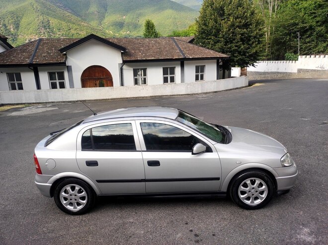 Opel Astra 1998, 228,000 km - 1.6 l - Şəki