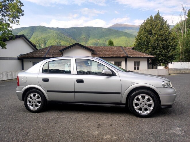 Opel Astra 1998, 228,000 km - 1.6 l - Şəki