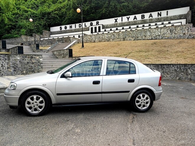 Opel Astra 1998, 228,000 km - 1.6 l - Şəki
