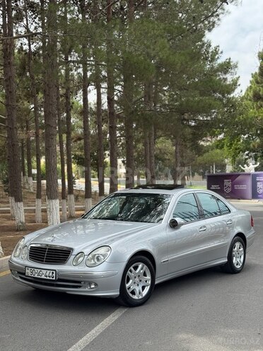 Mercedes E 240 2003, 298,123 km - 2.6 l - Sumqayıt
