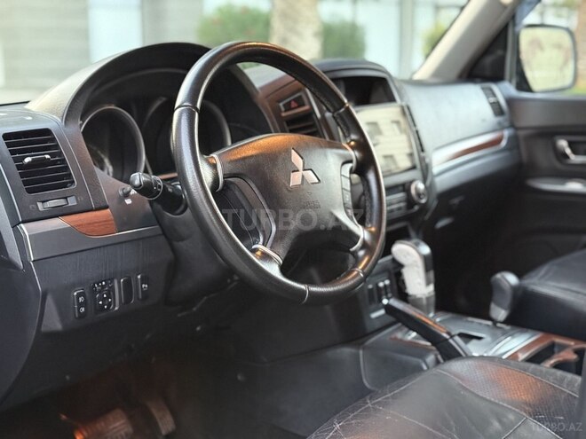 Mitsubishi Pajero 2008, 228,900 km - 3.0 l - Bakı