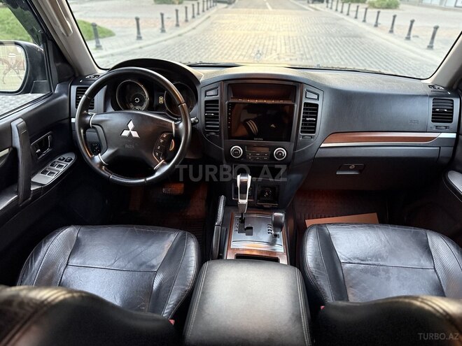 Mitsubishi Pajero 2008, 228,900 km - 3.0 l - Bakı