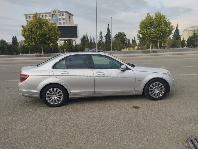 Mercedes C 200 2009, 329,000 km - 2.2 l - Gəncə
