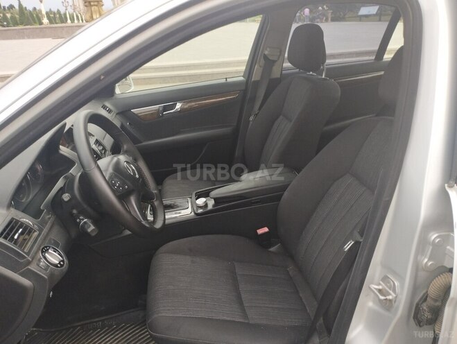 Mercedes C 200 2009, 329,000 km - 2.2 l - Gəncə