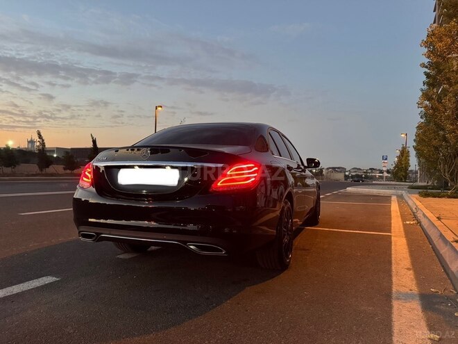 Mercedes C 200 d 2015, 177,450 km - 1.6 l - Bakı