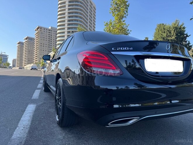 Mercedes C 200 d 2015, 177,450 km - 1.6 l - Bakı