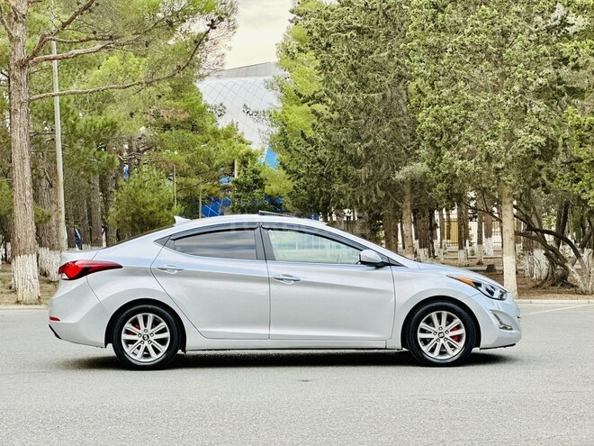 Hyundai Elantra 2015, 156,100 km - 1.8 l - Bakı