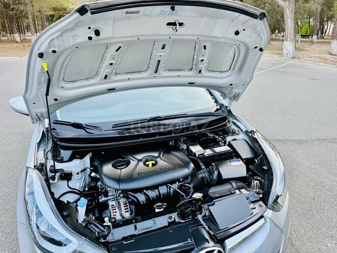 Hyundai Elantra 2015, 156,100 km - 1.8 l - Bakı