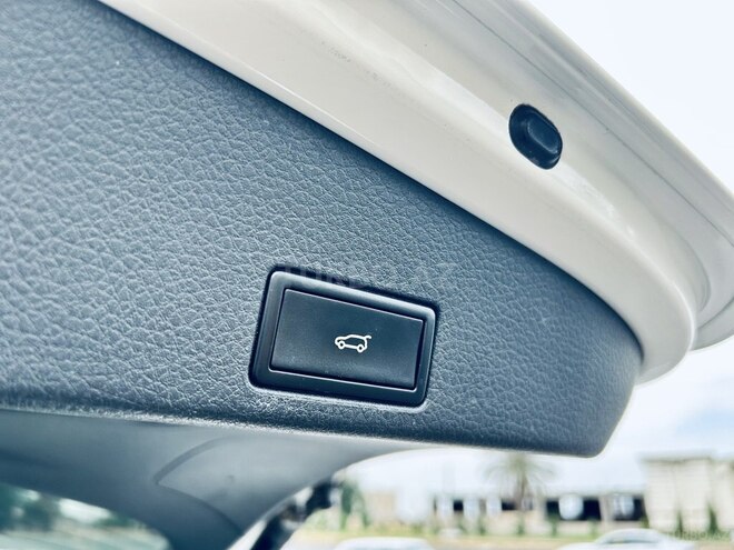 Volkswagen Touareg 2011, 182,000 km - 3.6 л - Gəncə