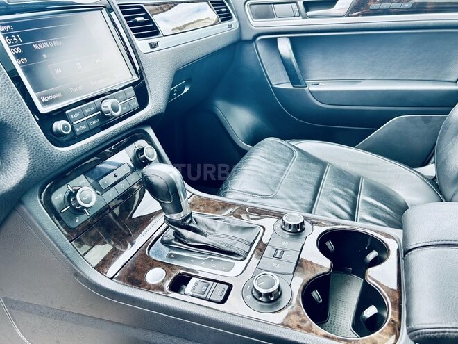Volkswagen Touareg 2011, 182,000 km - 3.6 л - Gəncə
