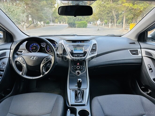 Hyundai Elantra 2015, 156,100 km - 1.8 l - Bakı