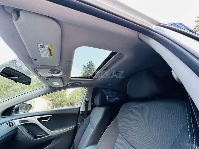 Hyundai Elantra 2015, 156,100 km - 1.8 l - Bakı