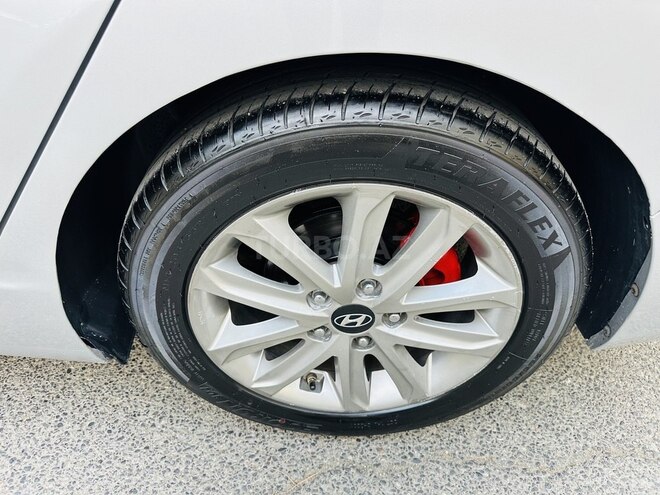 Hyundai Elantra 2015, 156,100 km - 1.8 l - Bakı