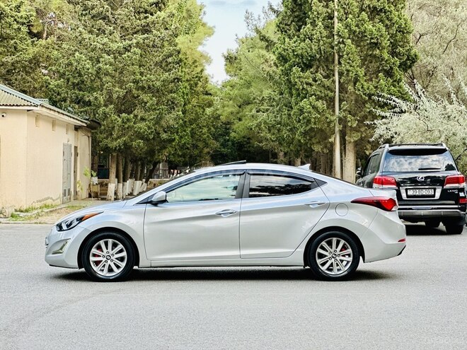 Hyundai Elantra 2015, 156,100 km - 1.8 l - Bakı