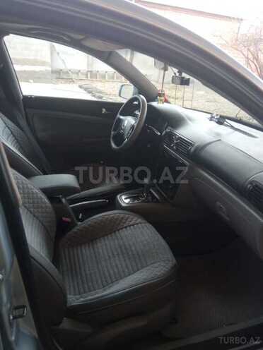 Volkswagen Passat 2003, 367,000 km - 1.8 l - Bakı