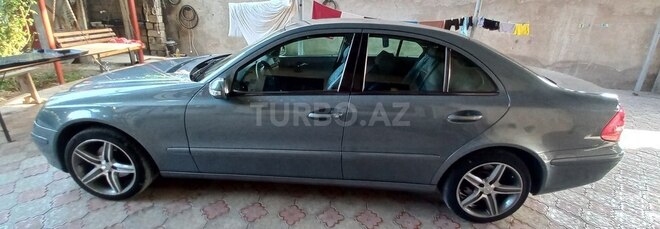 Mercedes E 220 2006, 415,000 km - 2.2 л - Bakı