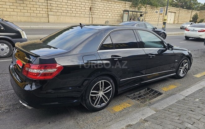 Mercedes E 350 2010, 201,000 km - 3.5 l - Bakı