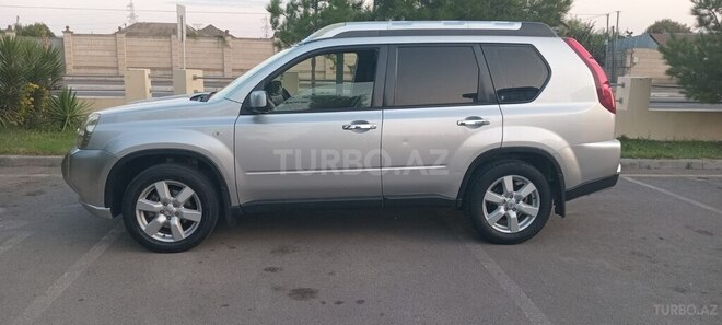 Nissan X-Trail 2008, 250,000 km - 2.5 l - İmişli