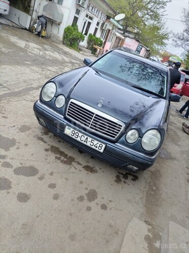 Mercedes E 240 1999, 340,000 km - 2.4 l - Bakı