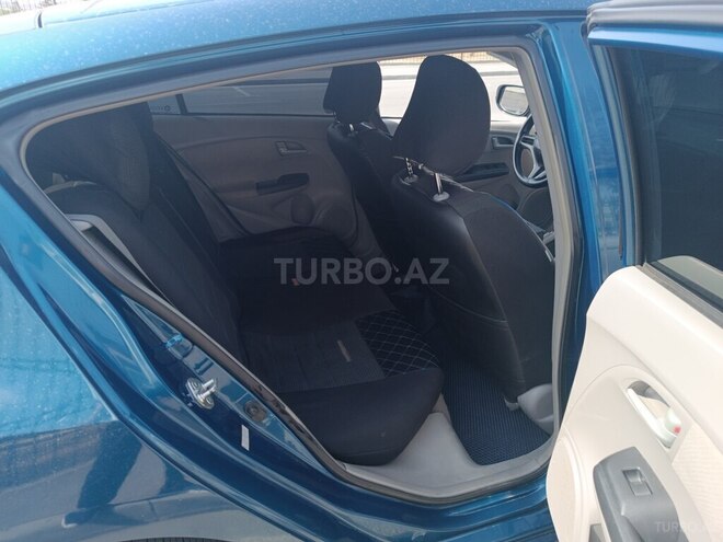 Honda Insight 2013, 310,000 km - 1.3 l - Bakı