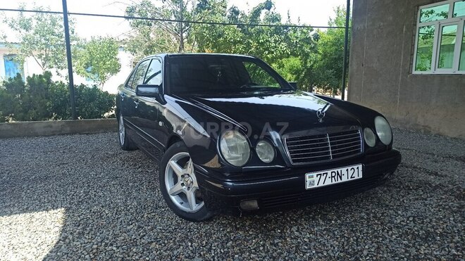 Mercedes E 200 1996, 428,000 km - 2.0 л - Cəlilabad