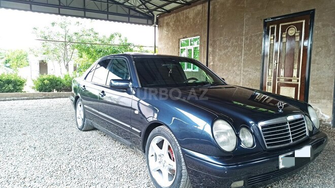 Mercedes E 200 1996, 428,000 km - 2.0 л - Cəlilabad