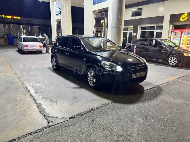 Kia Ceed 2008, 245,000 km - 1.4 л - Yevlax