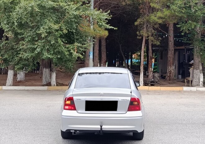 Opel Vectra 1999, 298,000 km - 1.6 l - Sumqayıt