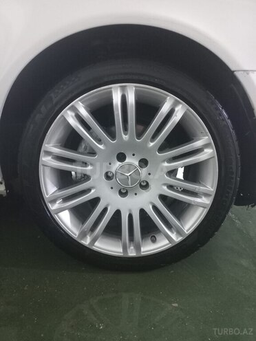 Mercedes E 320 2008, 178,744 km - 3.2 l - Bakı